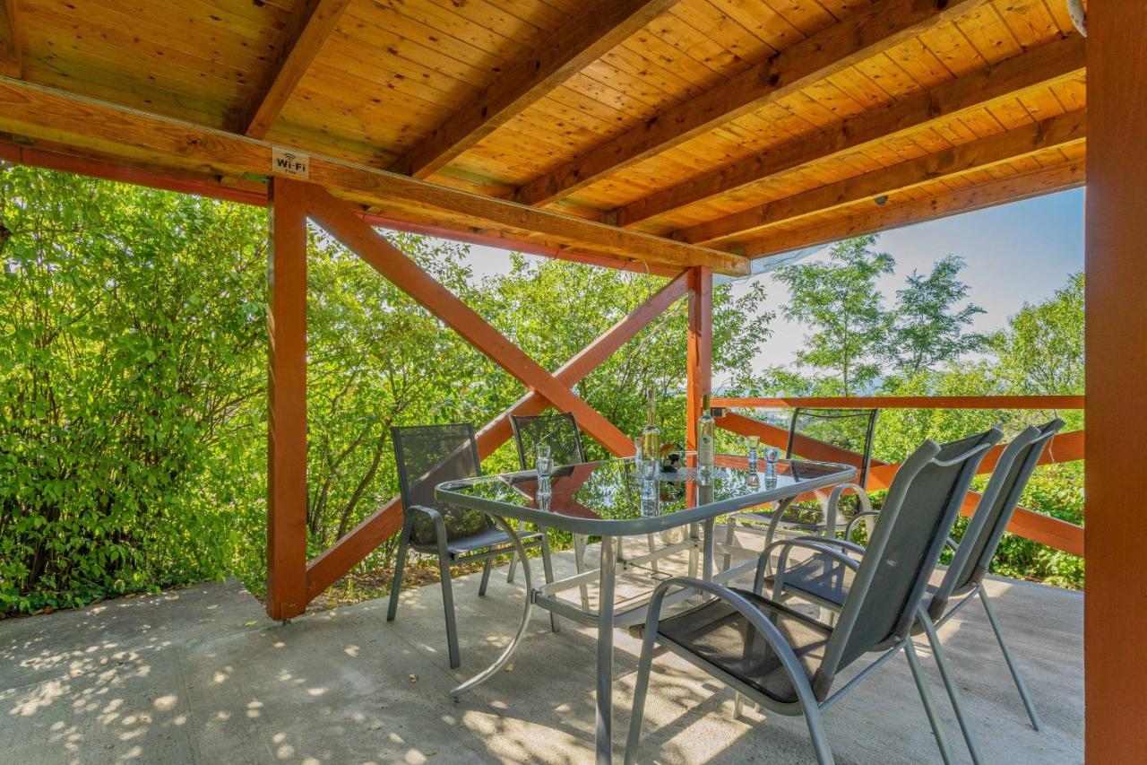 Panorama Apartmanhaz Esztergom Eksteriør billede