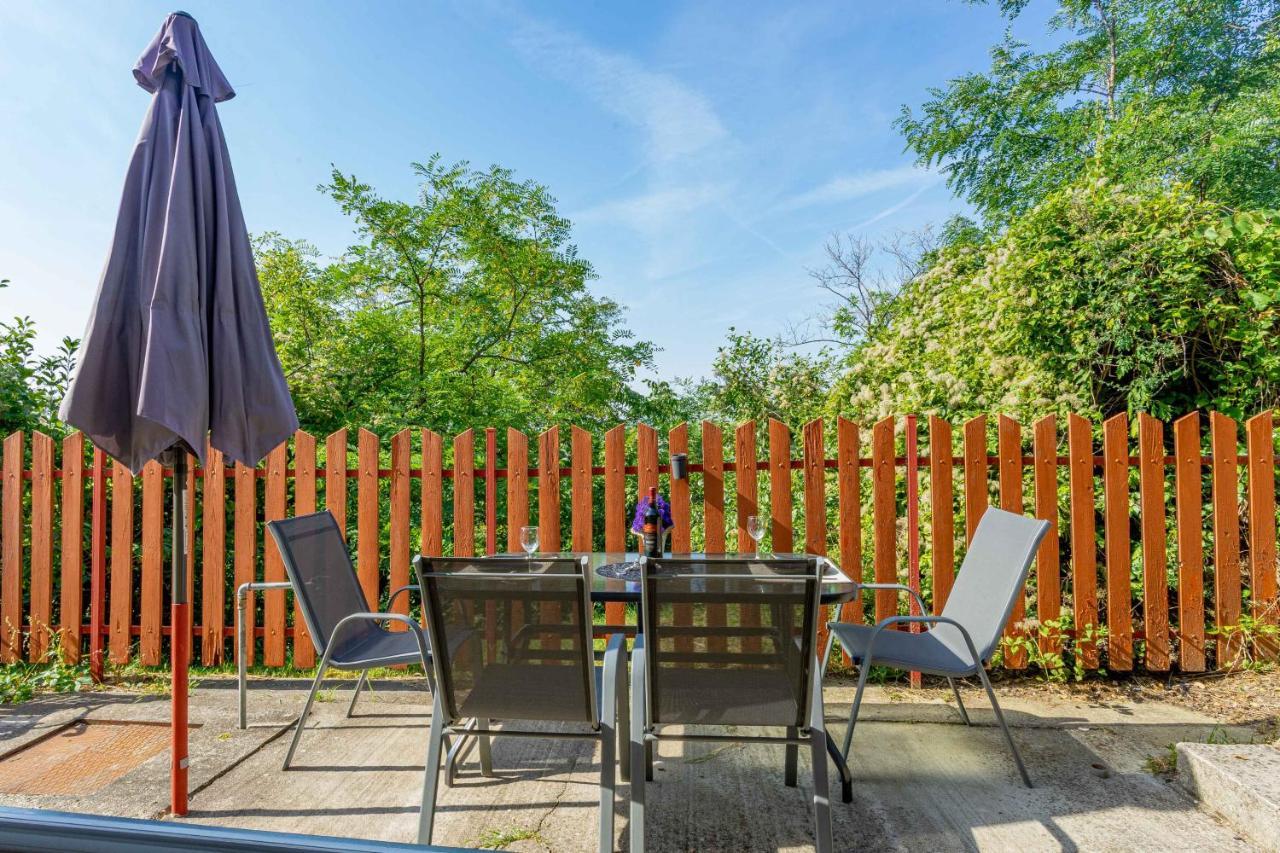 Panorama Apartmanhaz Esztergom Eksteriør billede