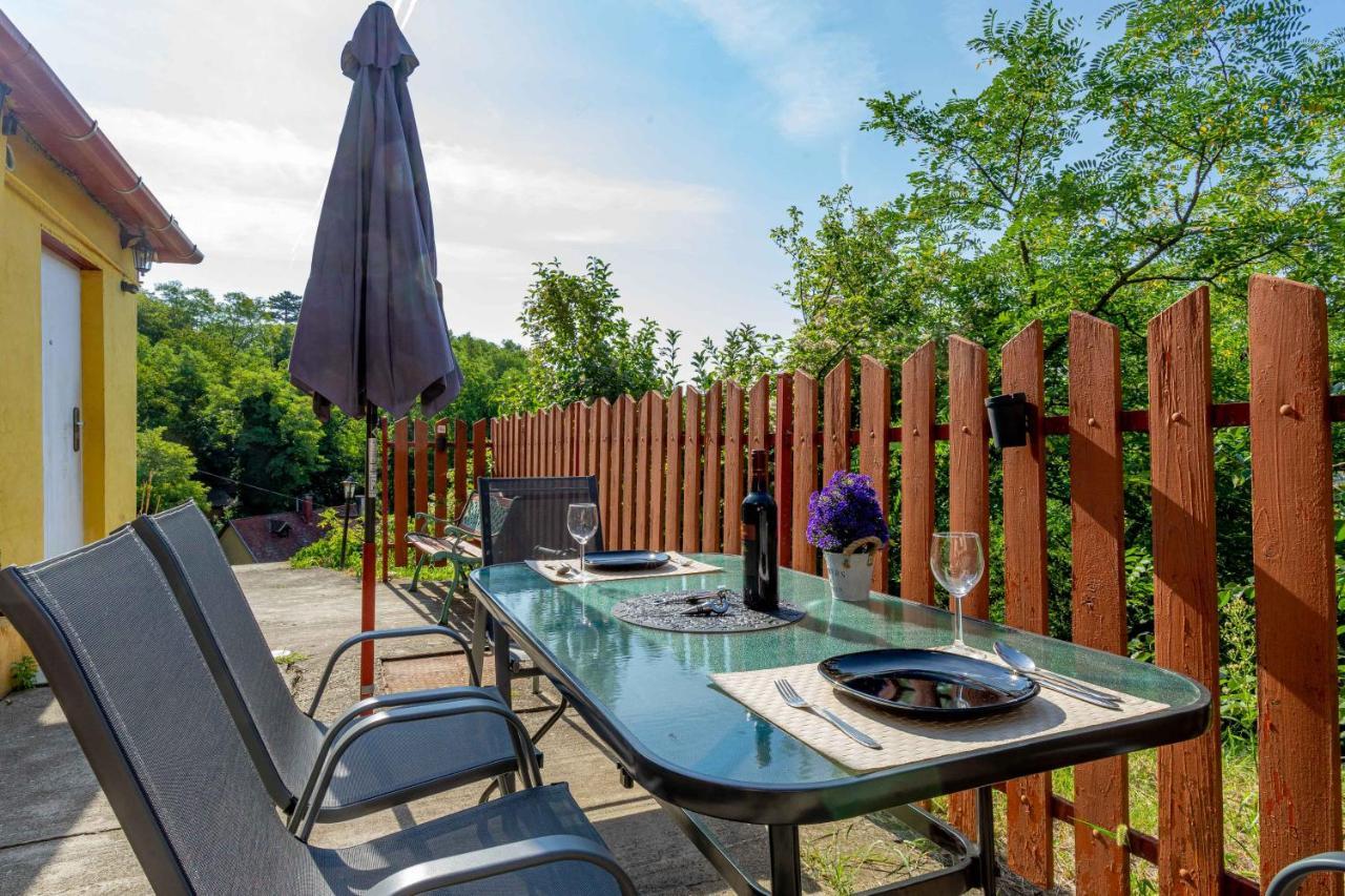 Panorama Apartmanhaz Esztergom Eksteriør billede